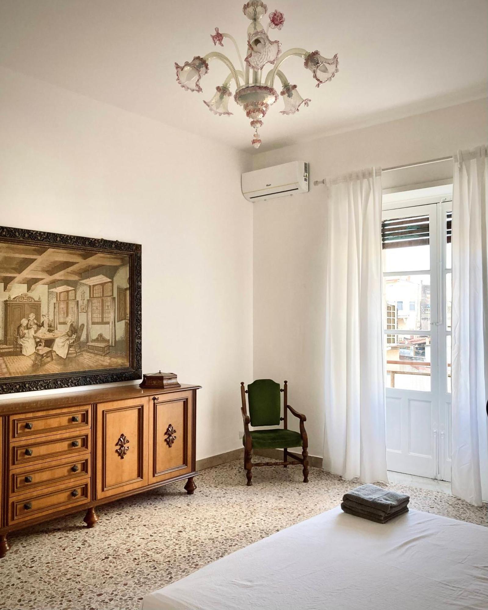 Апартаменти Catania Historical Artist Flat Екстер'єр фото